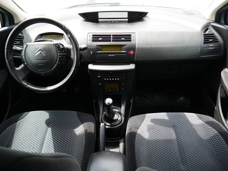 Citroën C4 1.6 i 
