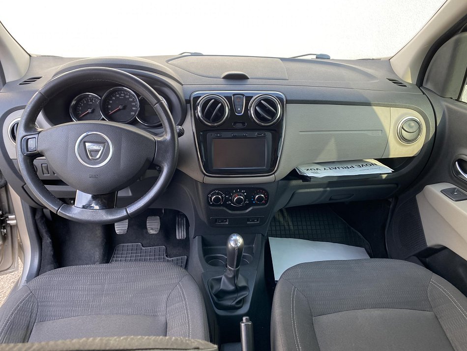 Dacia Lodgy 1.6i 