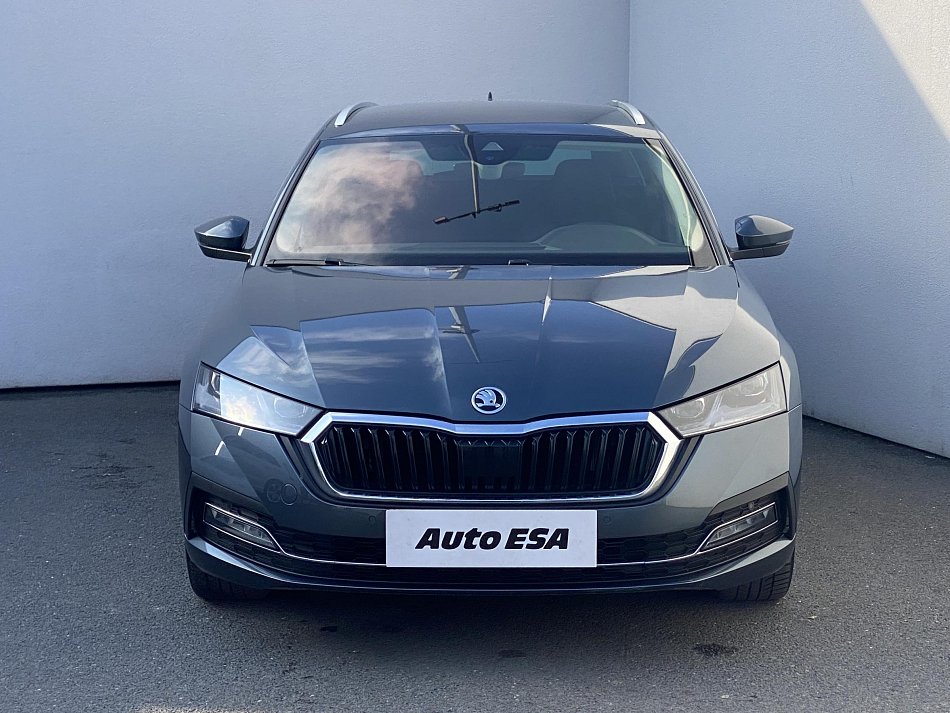 Škoda Octavia IV 1.5 e-TEC Style