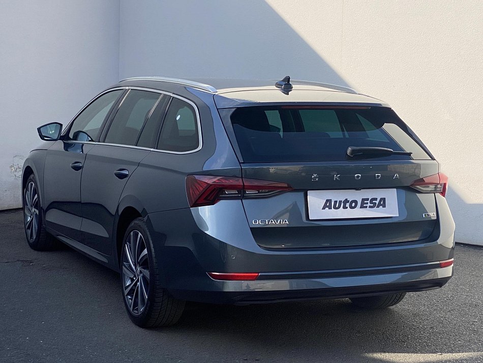 Škoda Octavia IV 1.5 e-TEC Style