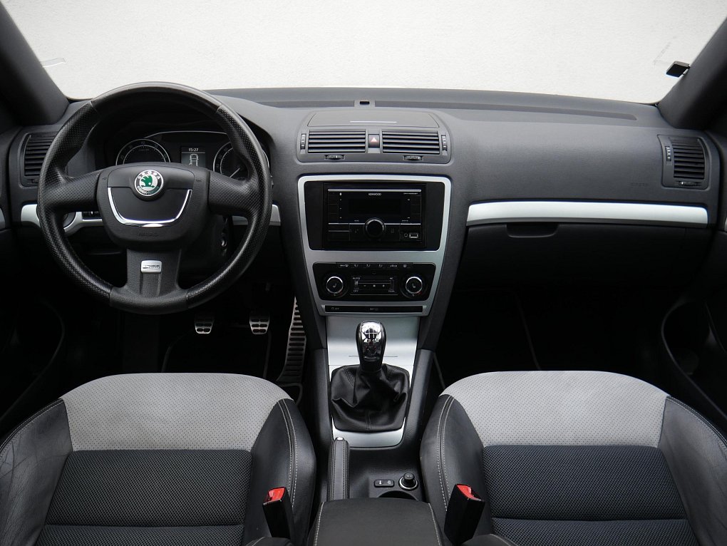 Škoda Octavia II 2.0TSi RS