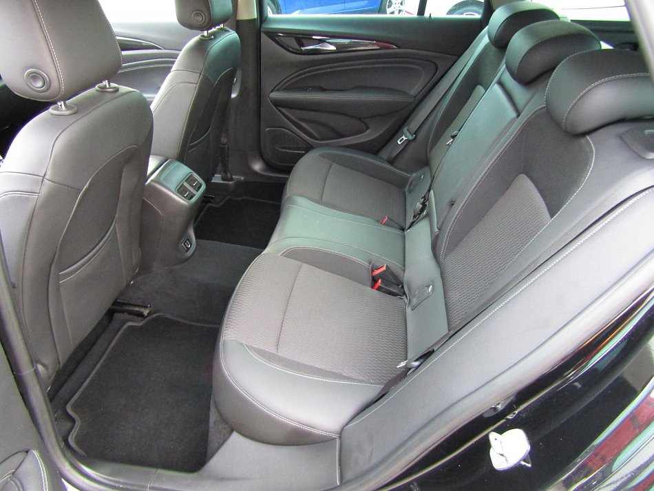 Opel Insignia 2.0CDTi Innovation