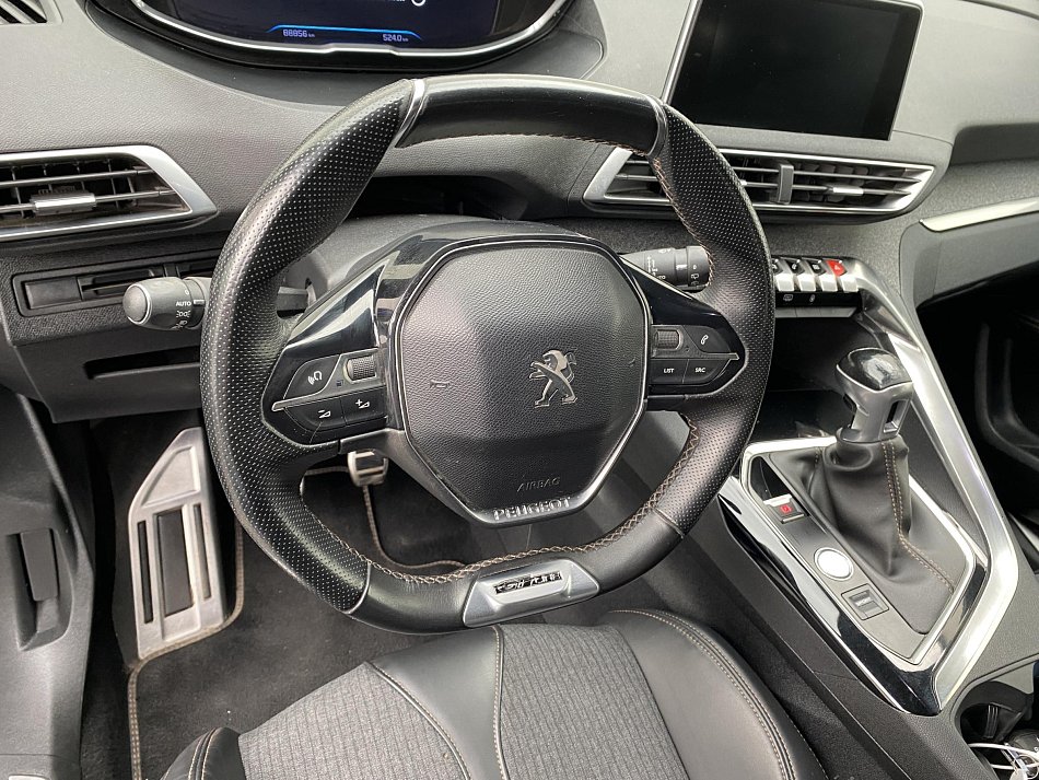 Peugeot 3008 1.2 PT GT Line