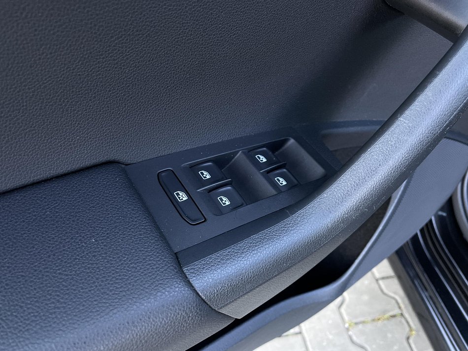 Škoda Octavia III 2.0 TDi Drive