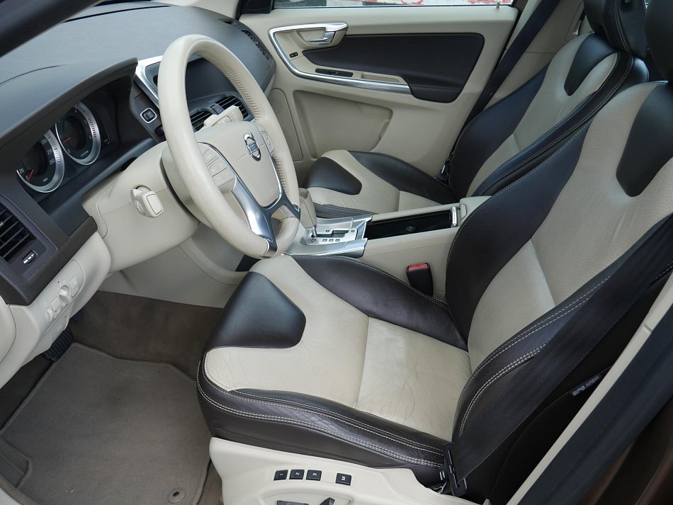 Volvo XC60 2.4 D  4x4