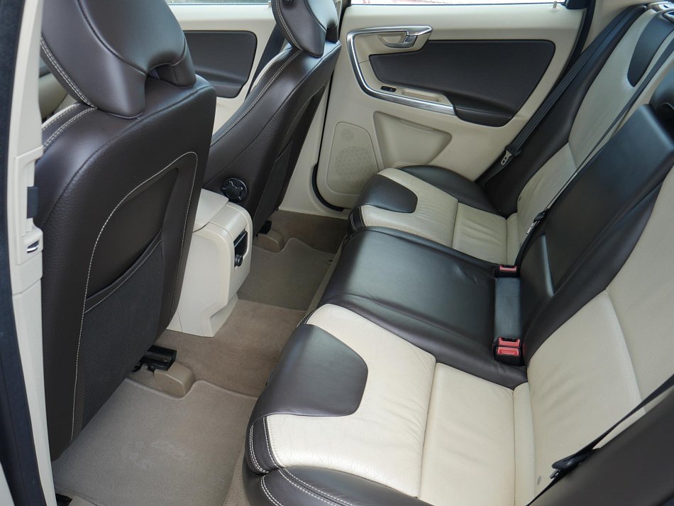Volvo XC60 2.4 D  4x4