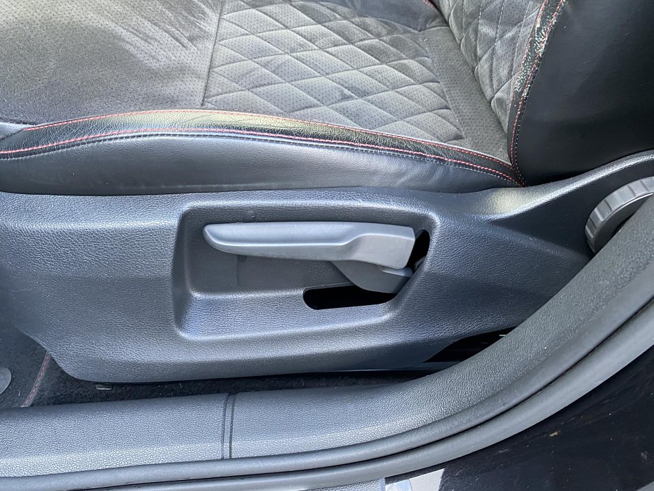 Škoda Octavia III 2.0 TDi RS 4x4