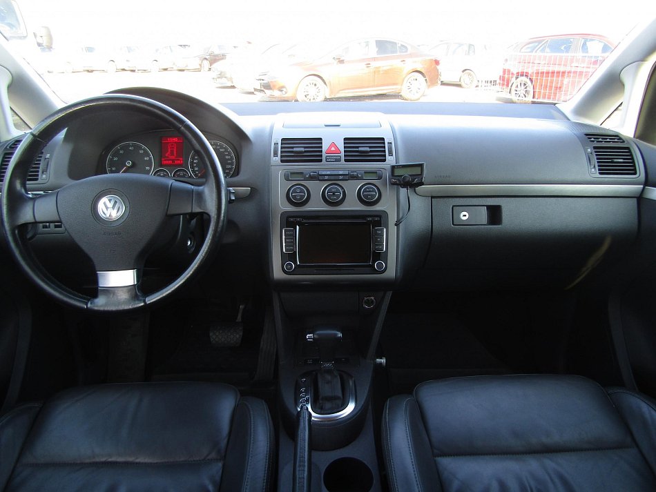 Volkswagen Touran 1.4TSi 