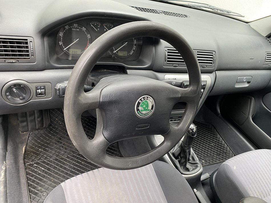 Škoda Octavia 1.8 T Elegance