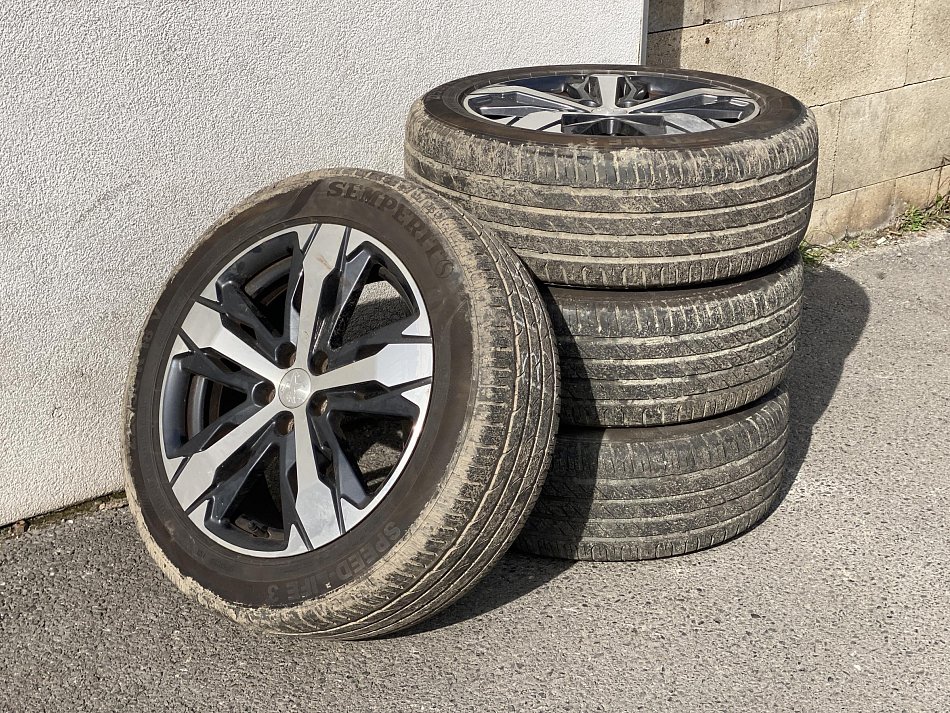 Peugeot 3008 2.0 HDi Active