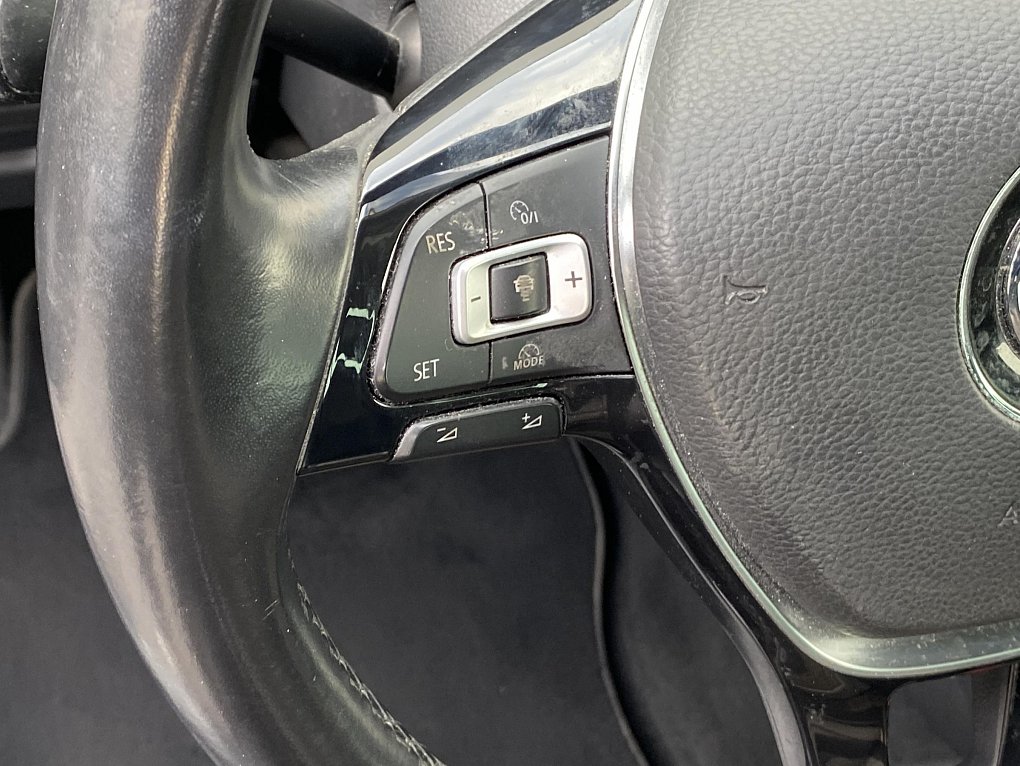 Volkswagen Golf 1.5 TSi 