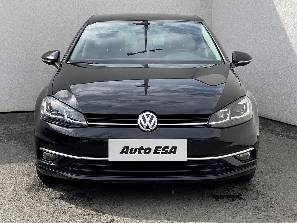 Volkswagen Golf 1.5 TSi 