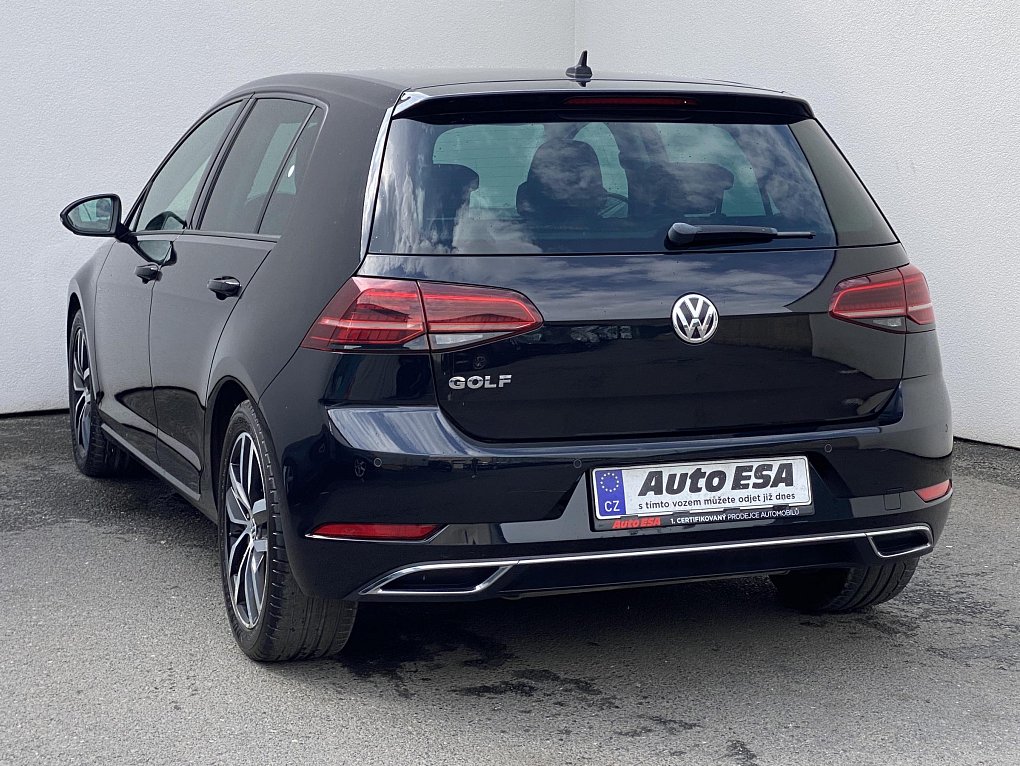 Volkswagen Golf 1.5 TSi 