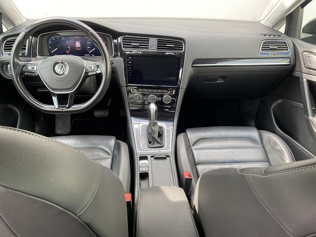 Volkswagen Golf 1.5 TSi 