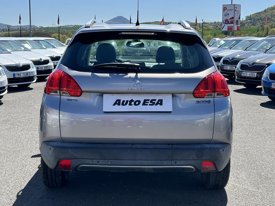 Peugeot 2008 1.2PT Allure