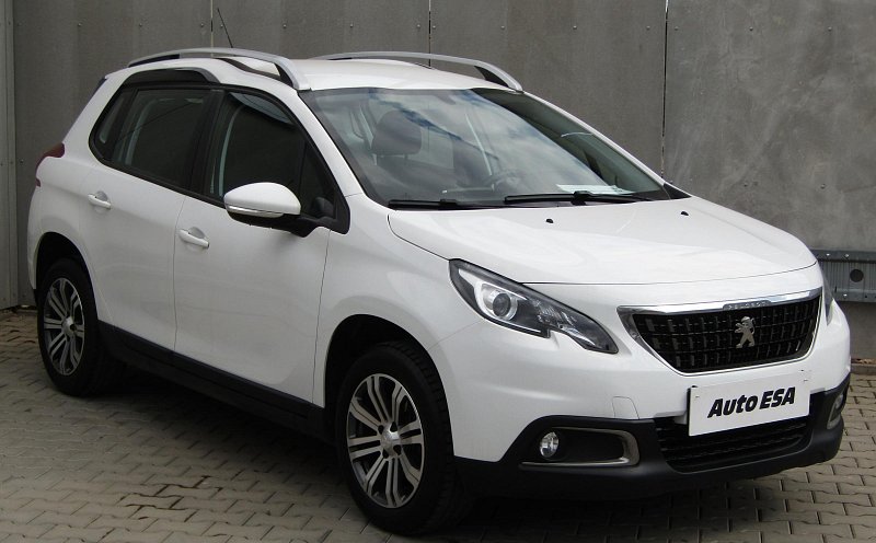 Peugeot 2008 1.2 PT 