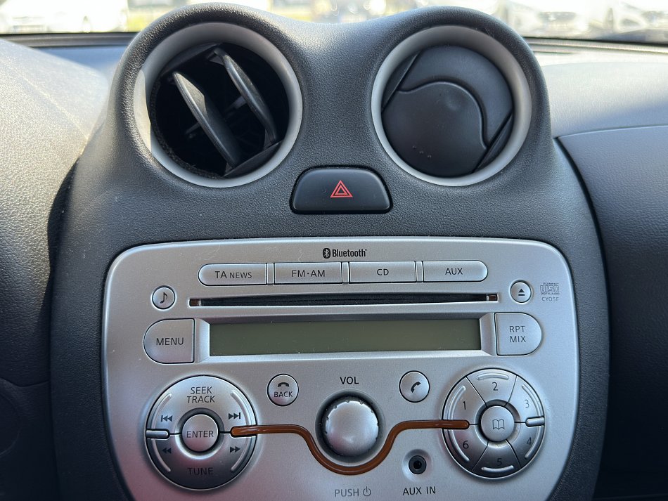 Nissan Micra 1.2i 