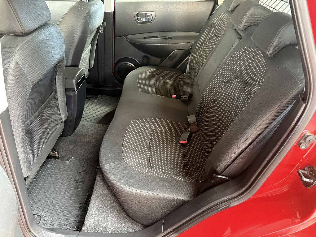 Nissan Qashqai 2.0  4x4