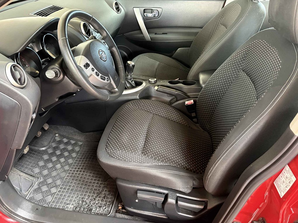 Nissan Qashqai 2.0  4x4