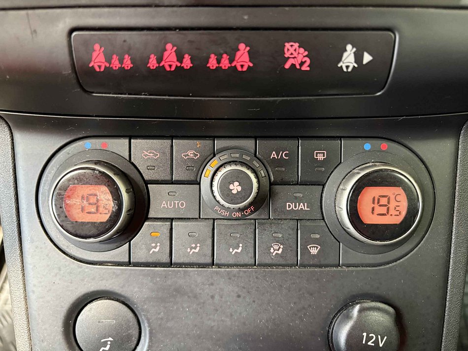 Nissan Qashqai 2.0  4x4