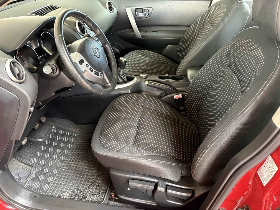 Nissan Qashqai 2.0  4x4