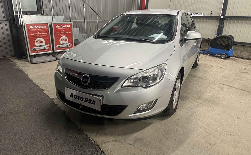 Opel Astra 1.4 i 