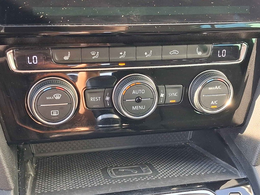 Volkswagen Passat 1.5 TSi Business