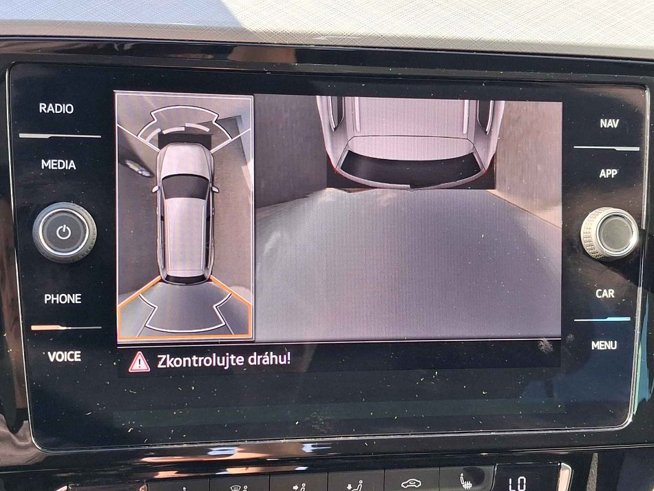 Volkswagen Passat 1.5 TSi Business