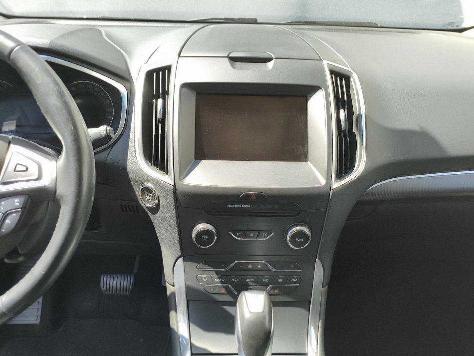 Ford S-MAX 2.0 TDCi Titanium 7míst