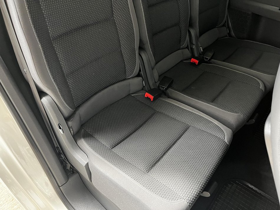 Volkswagen Touran 1.6TDi 