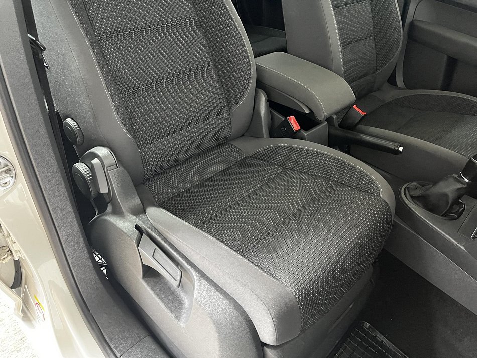 Volkswagen Touran 1.6TDi 