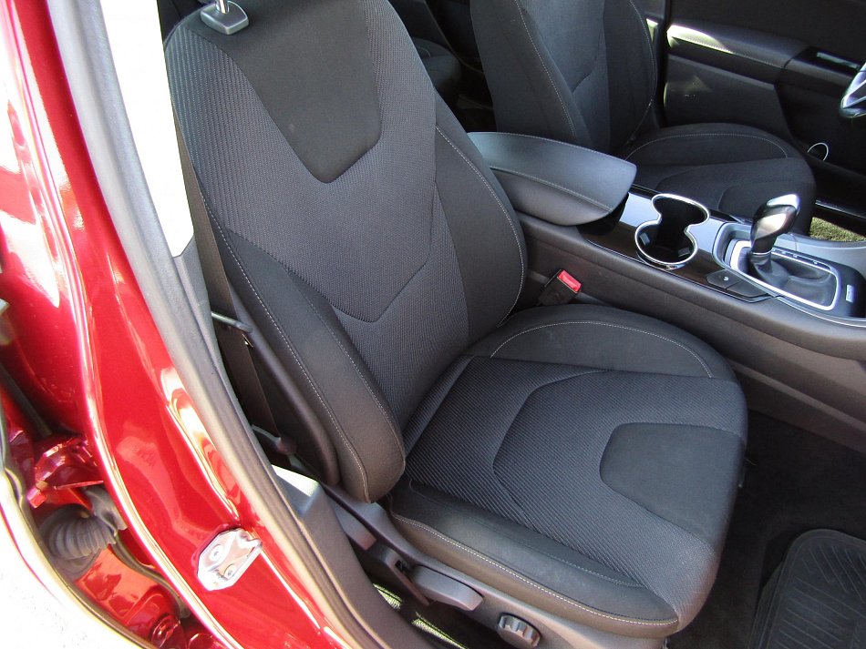 Ford Mondeo 2.0T 