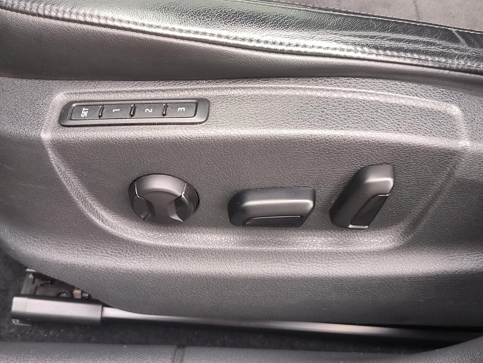 Škoda Octavia III 2.0TDi  4x4