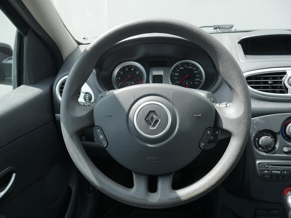 Renault Clio 1.2i 