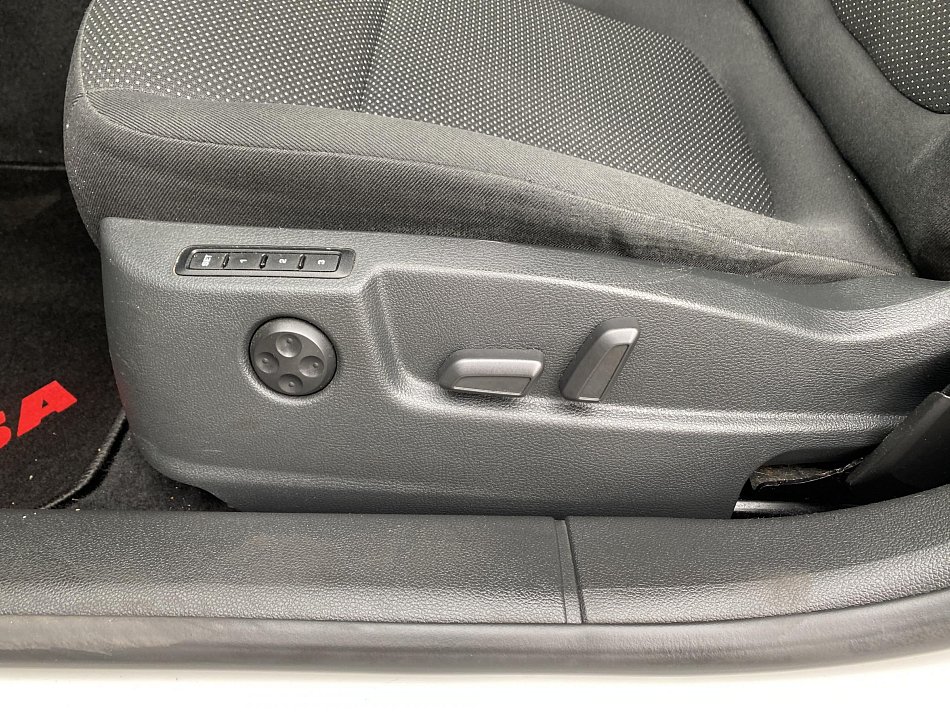 Škoda Superb II 2.0 TDi Comfort
