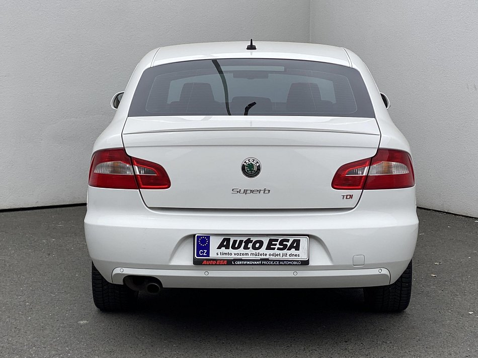 Škoda Superb II 2.0 TDi Comfort