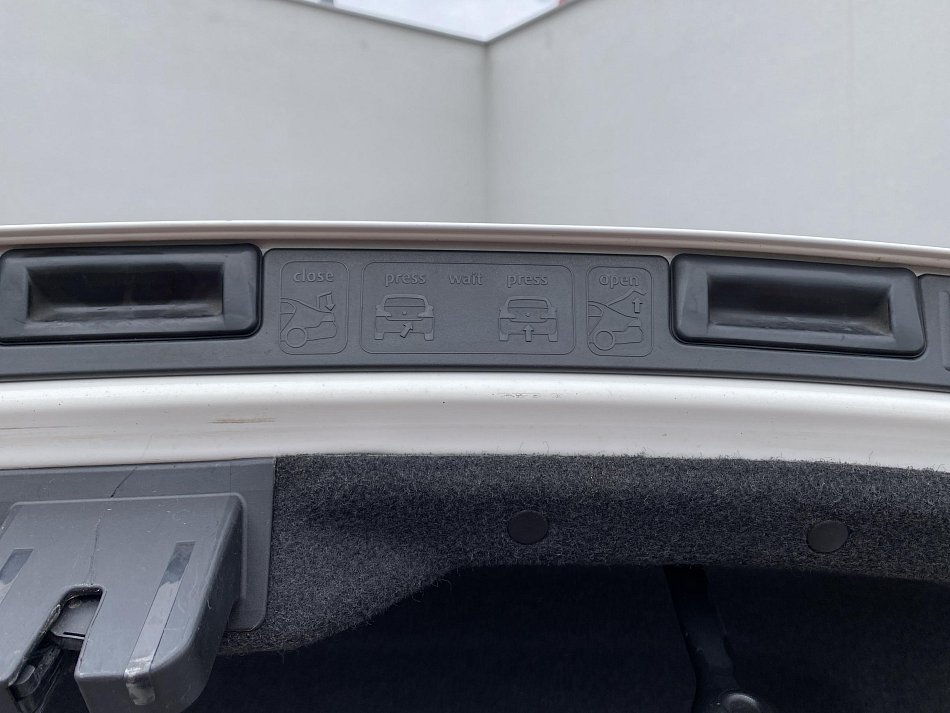 Škoda Superb II 2.0 TDi Comfort