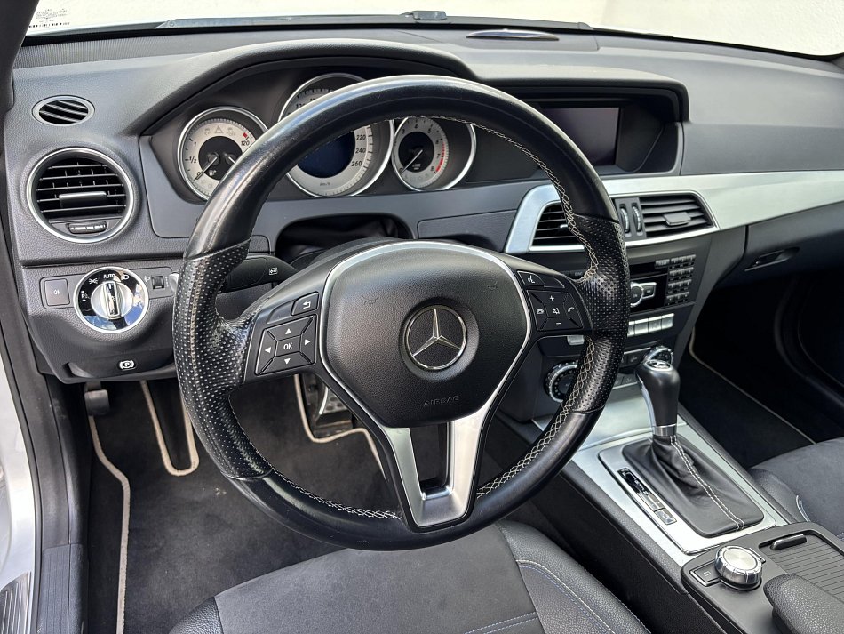 Mercedes-Benz Třída C 1.6K Edition C 180