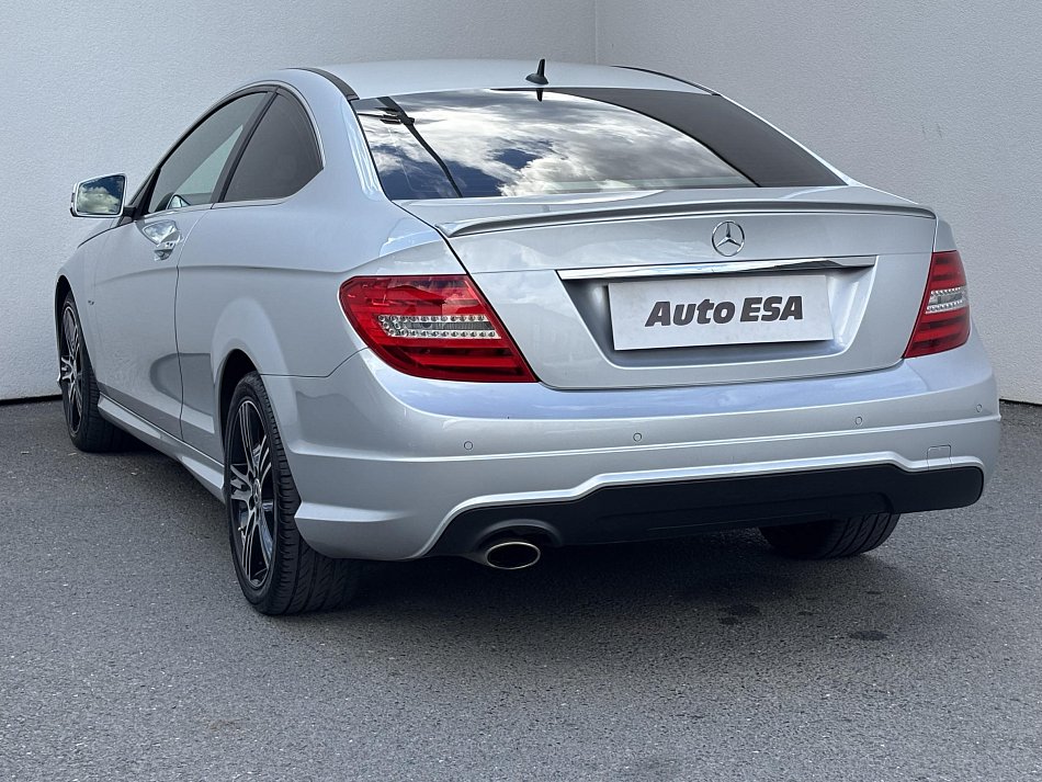Mercedes-Benz Třída C 1.6K Edition C 180