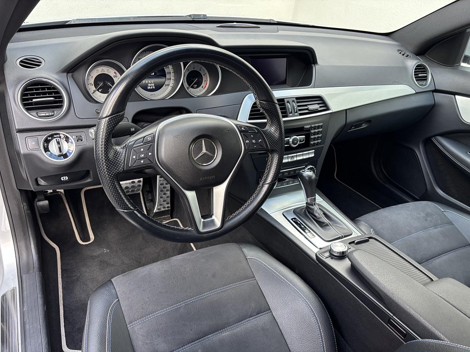 Mercedes-Benz Třída C 1.6K Edition C 180