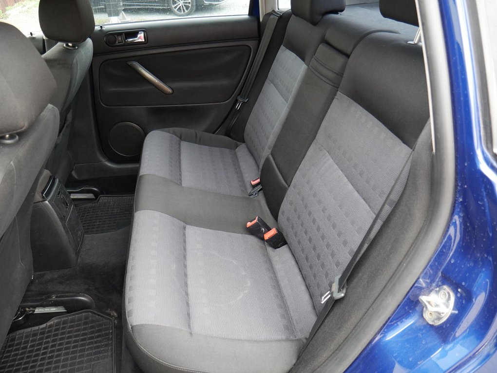 Volkswagen Passat 1.9 TDi 