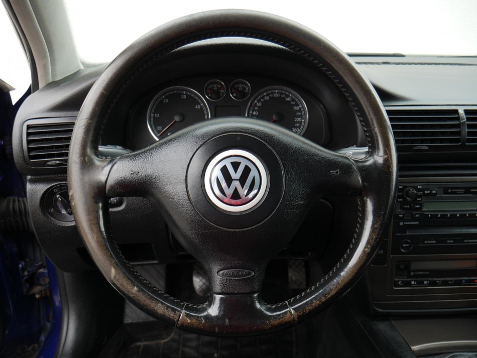 Volkswagen Passat 1.9 TDi 
