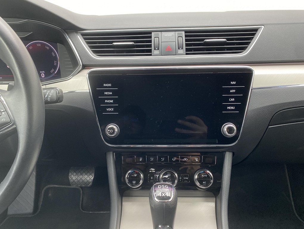 Škoda Superb III 2.0 TSi L&K 4x4