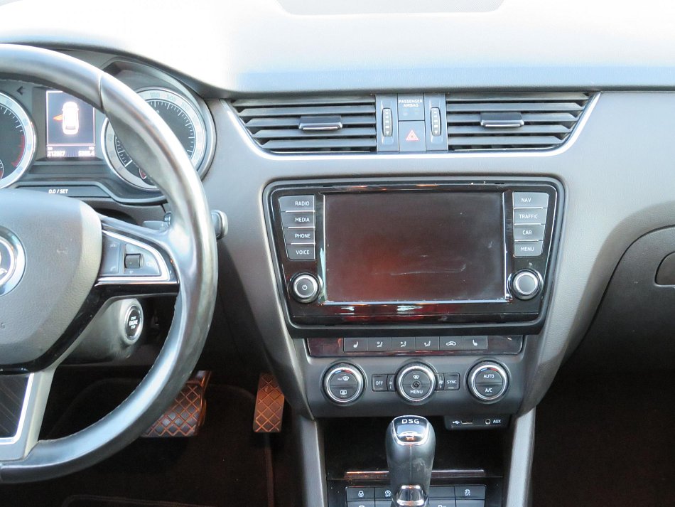 Škoda Octavia III 1.8 TSI L&K