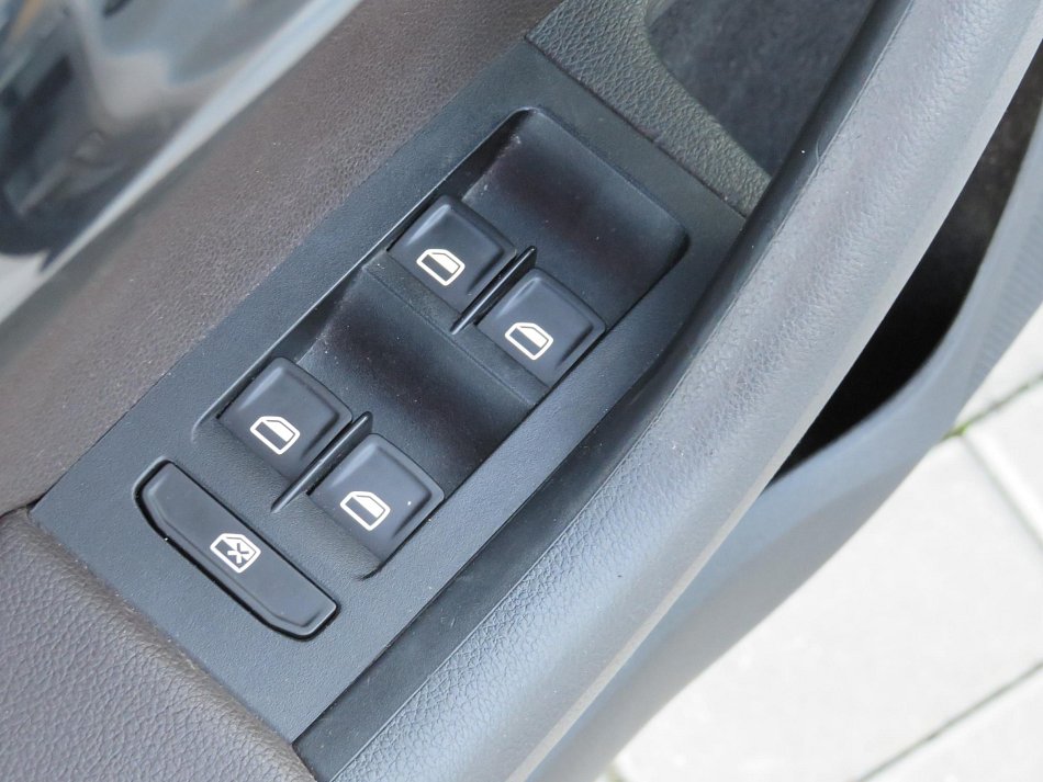 Škoda Octavia III 1.8 TSI L&K