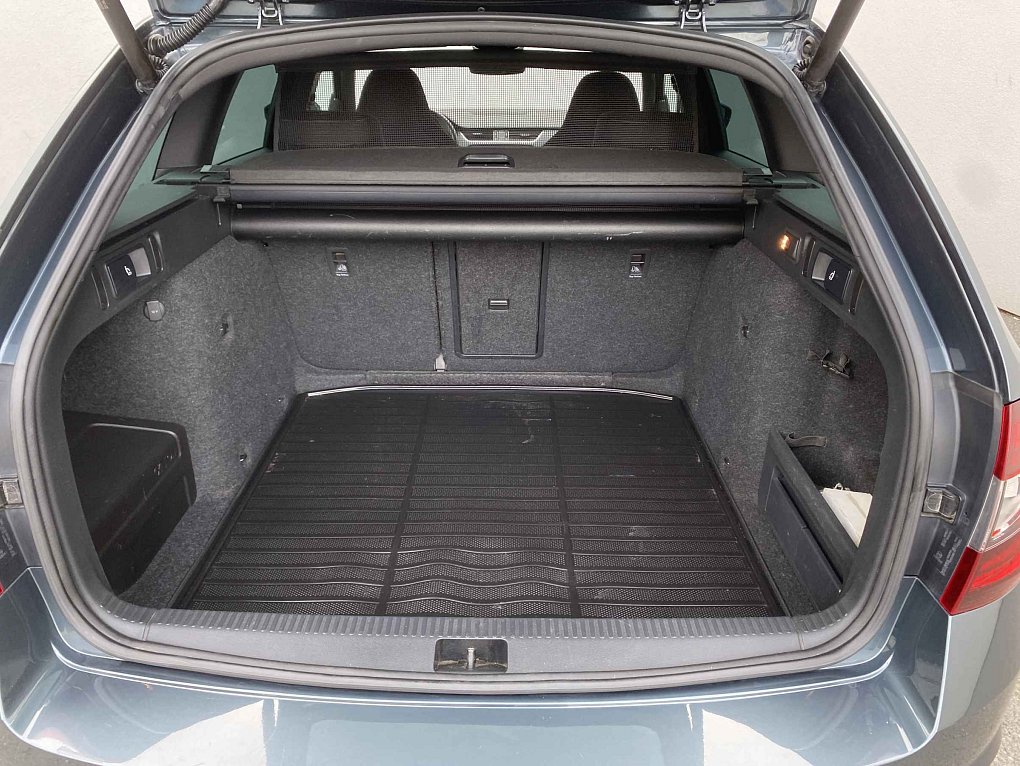 Škoda Octavia III 2.0TDi RS