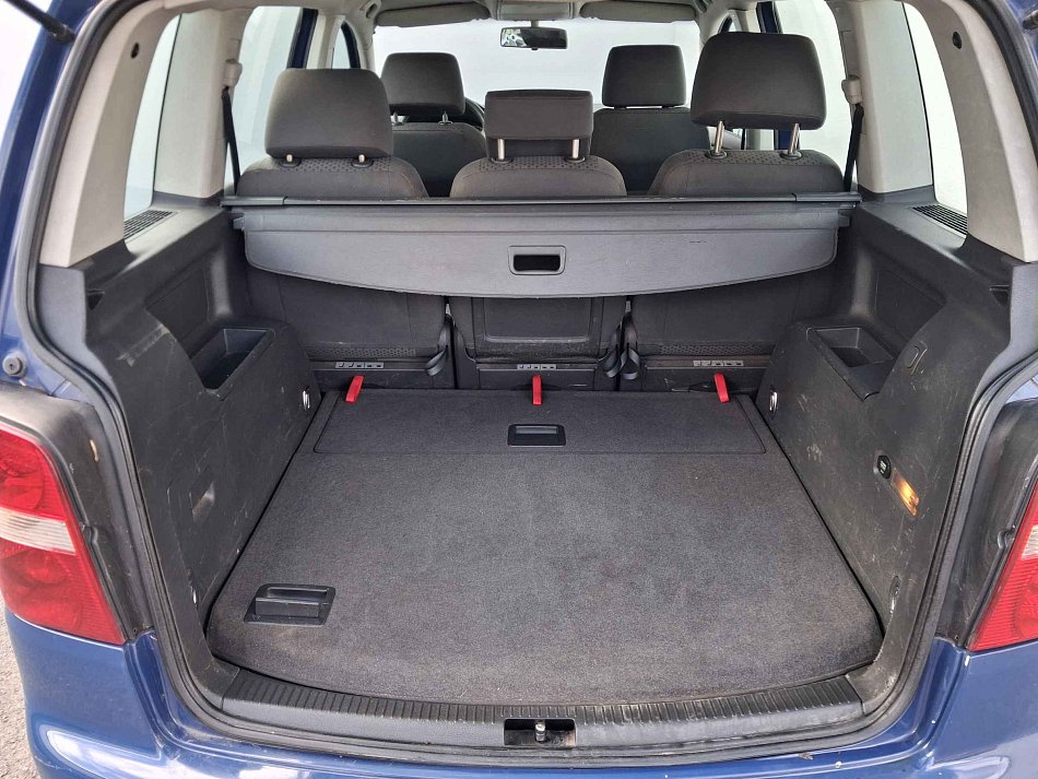 Volkswagen Touran 1.9 TDi 