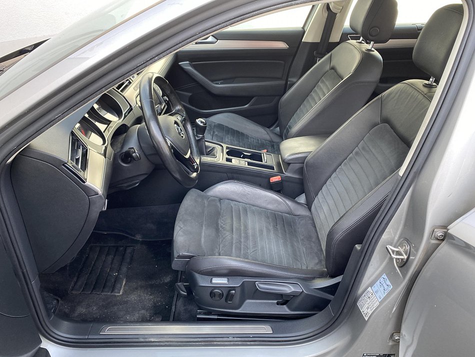 Volkswagen Passat 2.0 TDi Highline