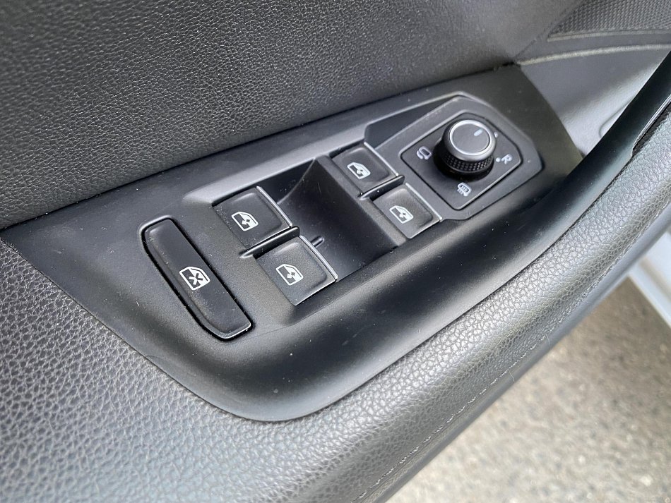 Volkswagen Passat 2.0 TDi Highline