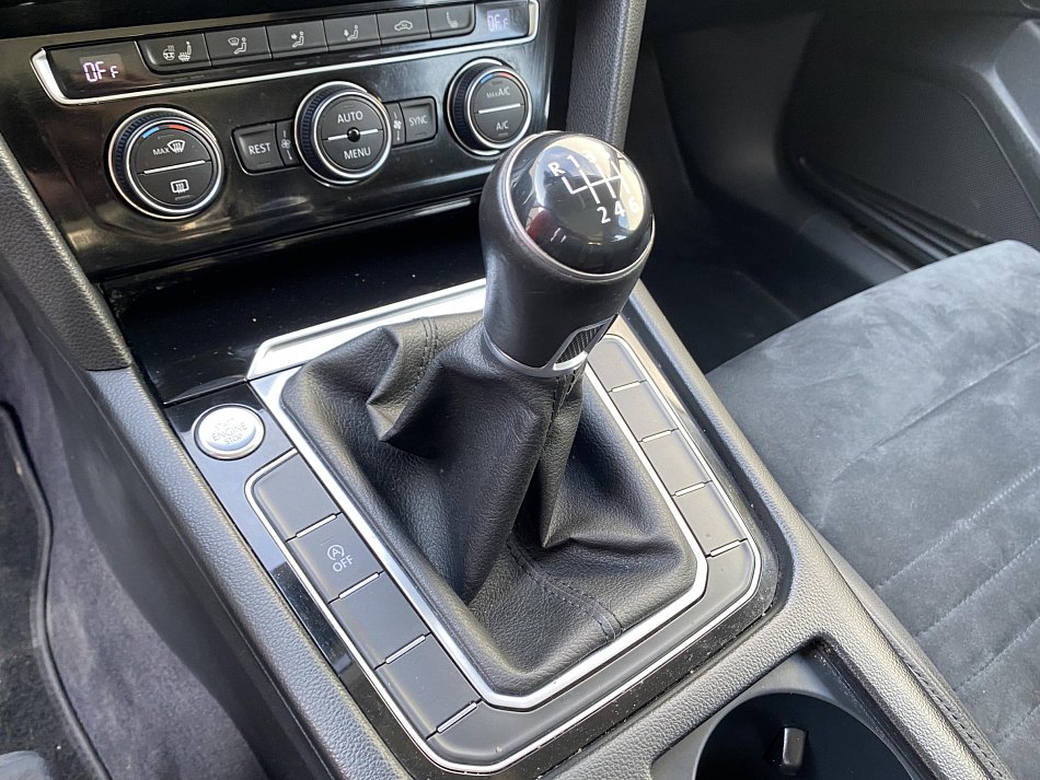 Volkswagen Passat 2.0 TDi Highline